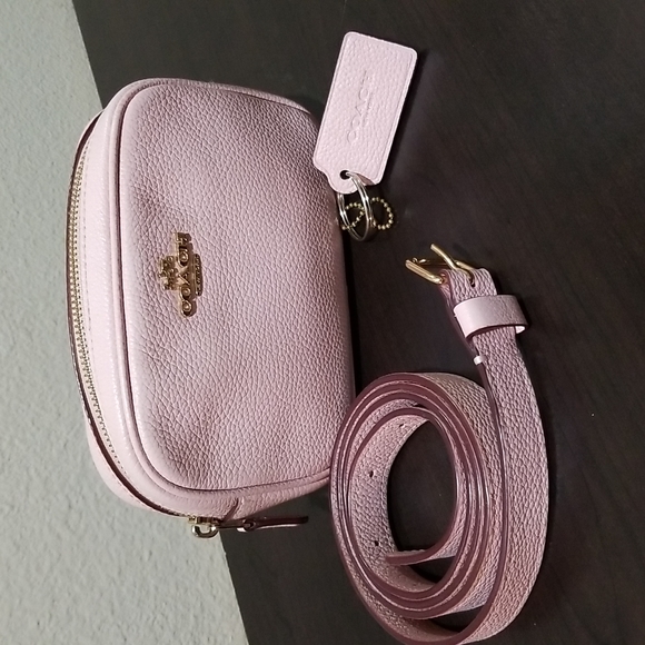 Coach Handbags - Coach Pebbled Leather Belt Bag